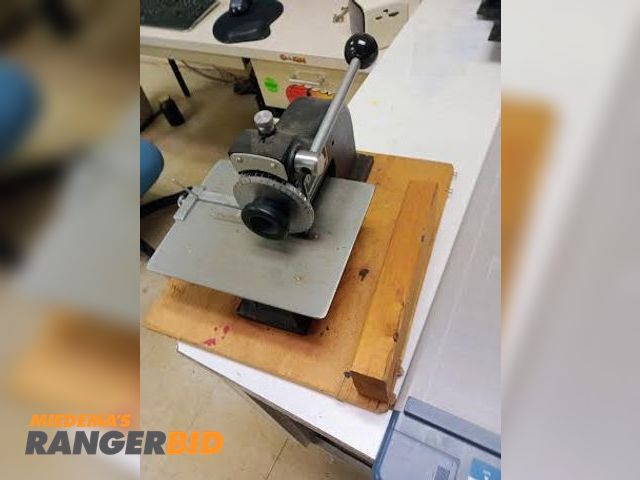 Lot 30-1001 - 1 GT Schmidt 4 Cordless Metal Indenting Machine Number and Lettering punch machine 1/8 inch size / Like new -mint condition