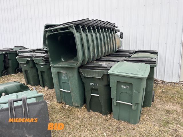 Lot 30-4448 - Approximately 40 Trash Cans