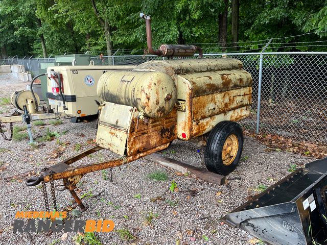 Lot 30-3834 - Leroi D226 Towable Compressor