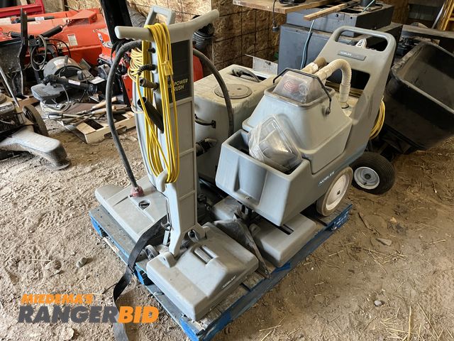 Lot 30-1672 - Nobles Carpet Care System including vacuum2, SKX20 scrubber