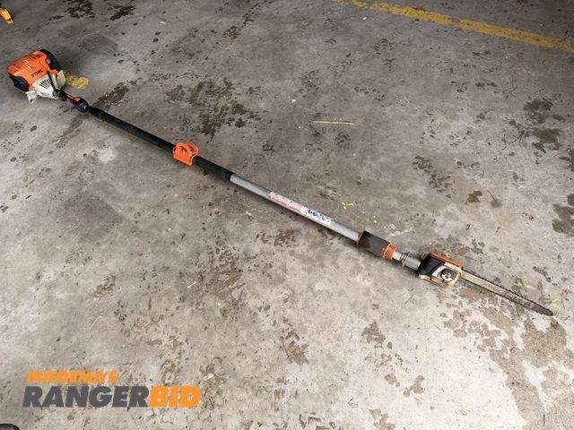 Lot 30-3265 - Stihl HT 133 Pole Saw Gas Powered Recoil Start Pole Saw Chainsaw