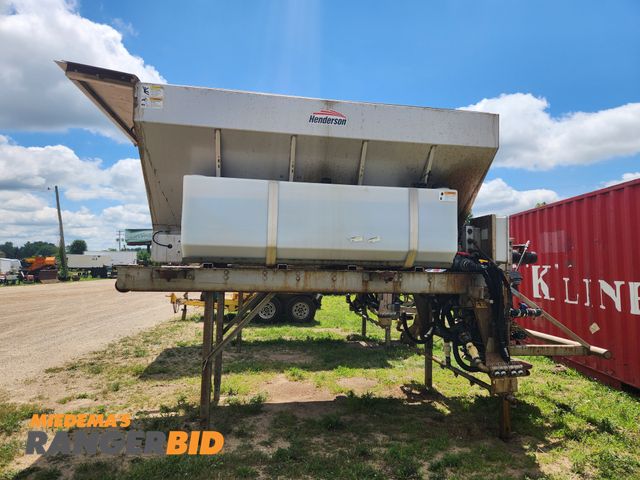 Lot 30-1636 - 2020 Henderson Slide Out Salt Box