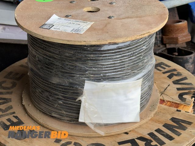 Lot 30-5765 - (1) new spool of Structured Cable Products, part #CAT6-DB, Cat 6 direct burial-gel filled-enhanced 5...