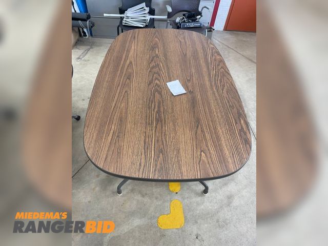 Lot 30-1503 - Lot of (2) Tables see pics for dimensions.