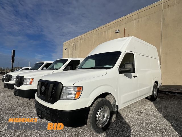 Lot 30-JX258 - 2021 Nissan NV2500 Cargo Van RWD 2021 Nissan NV2500 with 218368 miles. New Battery . Check Engine an...