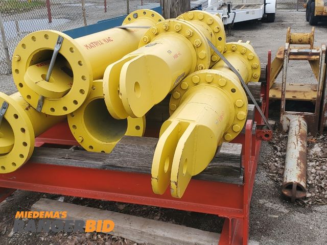 Lot 30-10330 - Alloy Sling and Chain Modular Spreader Beam #SB-1 Specialty Equipment