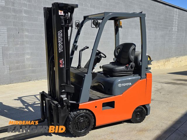 Lot 30-252 - 2011 Toyota 3,000lbs Capacity Forklift - See Video for Operation