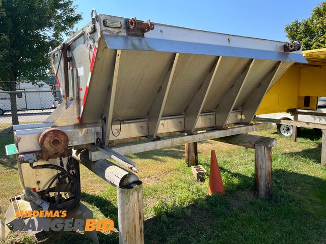Lot 30-3943 - Swenson Spreader Salt / Sand Spreader 10' x 7', Has been properly stored. Municipality owned, Seller will load.