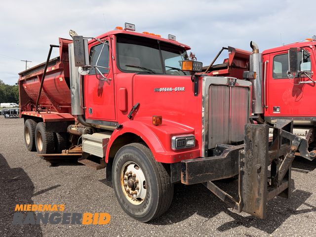 Lot 30-3603 - 2005 Western Star 4900 Dump Truck