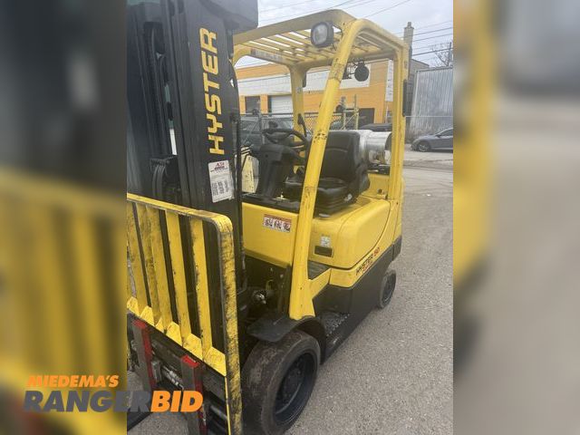 Lot 30-2226 - 2015 Hyster  S50ft Forklift