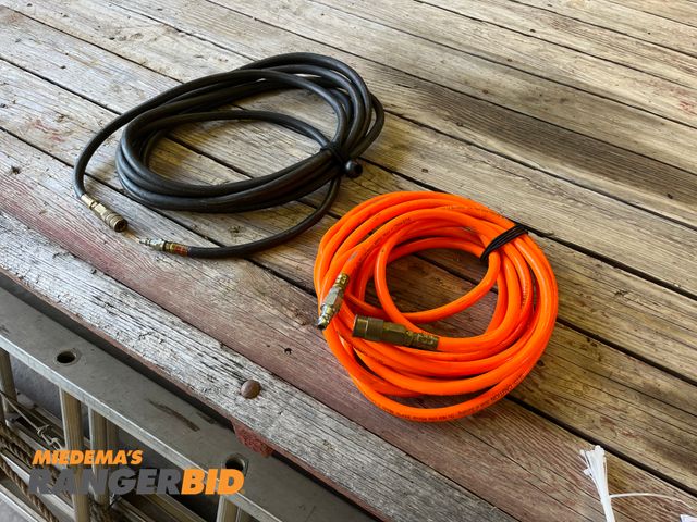 Lot 30-3534 - 2 Air hoses, unknown length