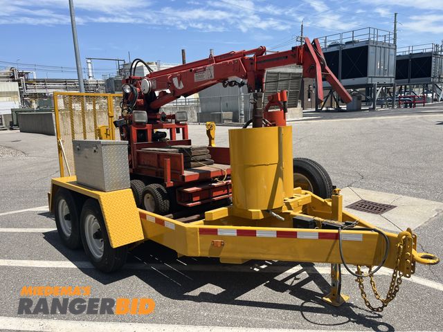 Lot 30-4035 - S.D.P EZ Hauler 2500 Mini Digger Derrick / Crane / Line Setter Specialty Equipment
