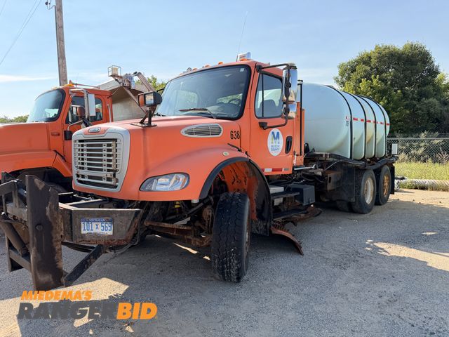 Lot 30-98583 - 2007 Freightliner M2 Tank Truck
