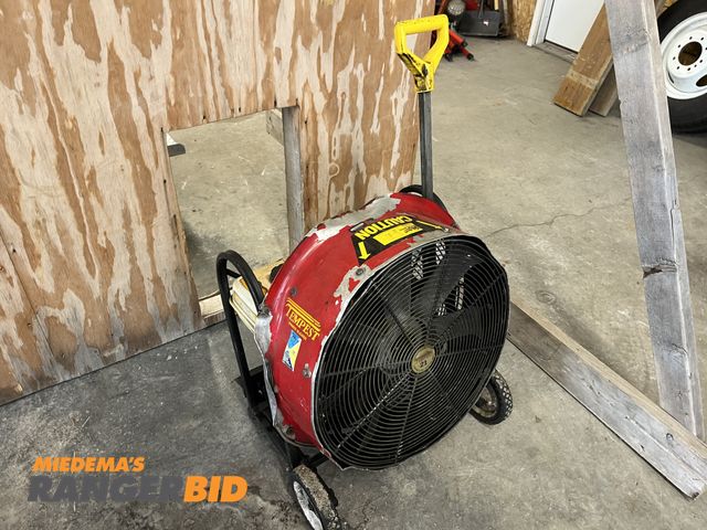 Lot 30-4774 - Tempest Power Blower Fan Portable Gas Powered Recoil Start