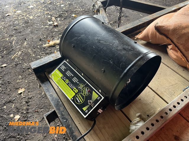 Lot 30-1761 - Uvonair CD1000 CD-In-Line Duct Ozonator Corona Discharge w/2 cells, 10"