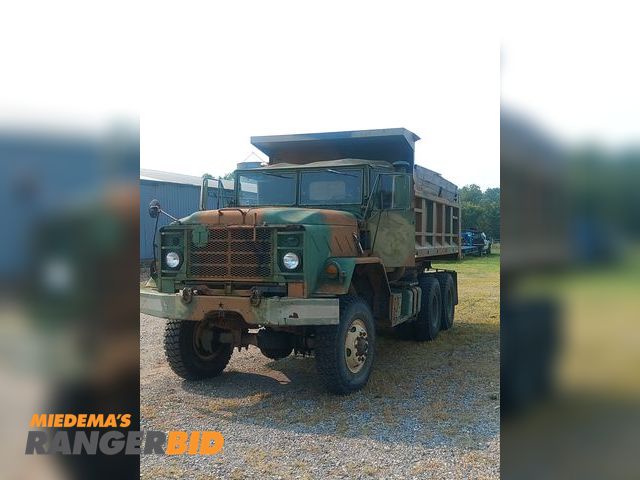 Lot 30-1025 - 1983 AM General 923 Dump Truck