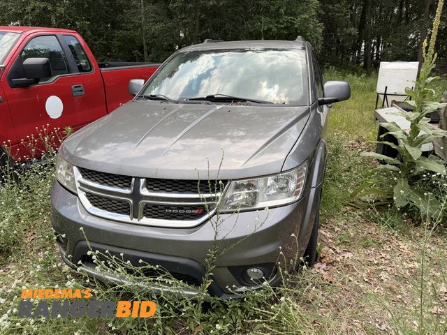 Lot 30-3106 - 2012 Dodge Journey SXT SUV AWD