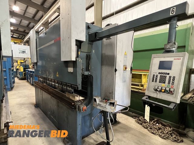 Lot 30-802590 - DURMAZLAR E30160 176 Ton Press Brake : 176 Ton, 10' press brake. 7.9 SPM. 120" between housings. 20H...