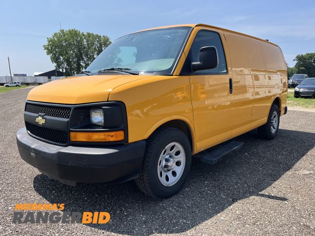 Lot 30-1155 - 2014 Chevrolet Express with a 5.3L V8 OHV 16V engine. with 57,629 Cargo Van AWD