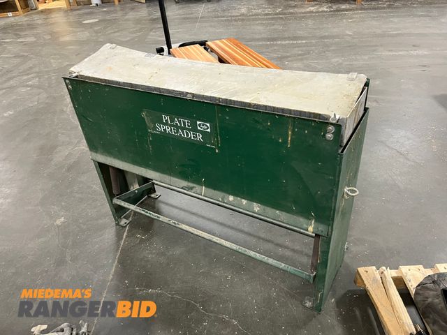 Lot 30-3843 - Taylor 138B Plate Spreader / Glue Spreader