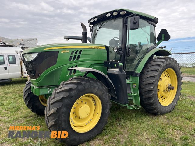 Lot 30-4368 - 2014 John Deere 6150R Tractor