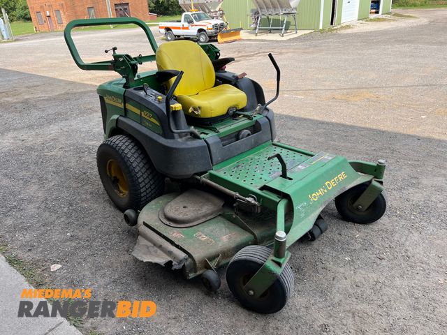 Lot 30-3848 - John Deere 997 Z-Track Zero-Turn Lawn Mower