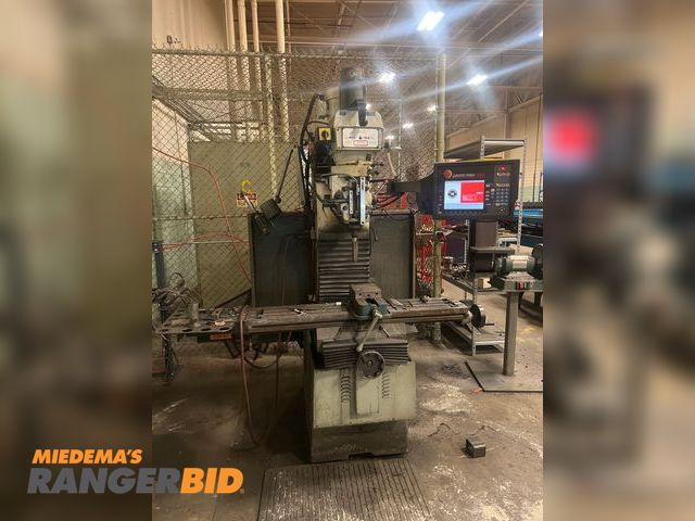 Lot 30-302651 - Southwest industries TRAK KA South west industries prototrak mill 

Conversational programming 
Uses...