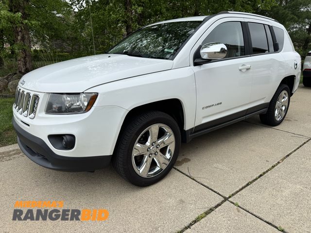 Lot 30-11169 - 2014 Jeep Compass Latitude SUV 4x4