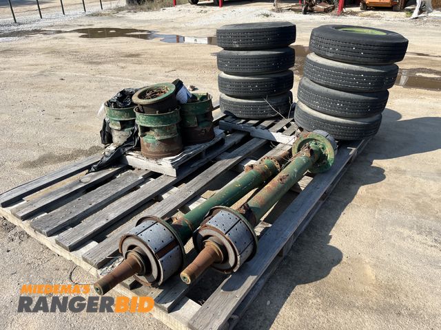 Lot 30-1810 - Lot includes everything on this pallet. 2 axles (electric brake) and set of duals