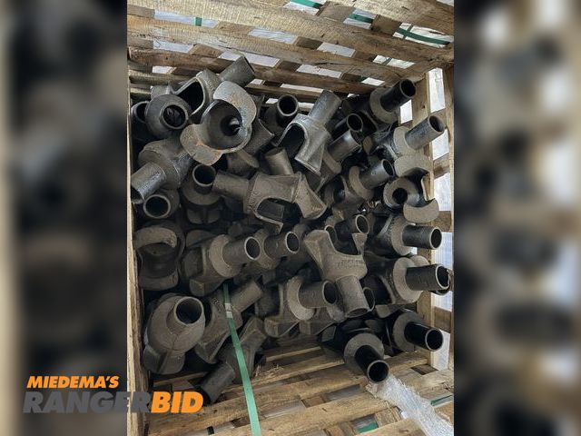 Lot 30-5703 - (1) SIP, #6369, enlarged bass EQ.6500 for 2" curbstop (approx. 500 pieces).