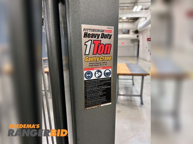 Lot 30-no - pittsburg  1 ton gantry crane Pittsburgh heavy duty 1 ton Gantry crane, weight capacity 2000lb, heig...