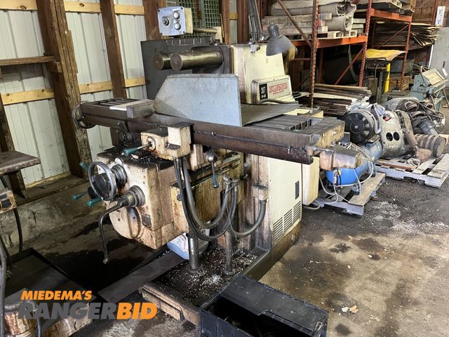 Lot 30-1028 - Kearney &amp; Trecker Milwaukee S-12 Horizontal Mill with automatic feed