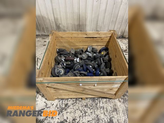 Lot 30-206MV - Lot of various-sized caster wheels