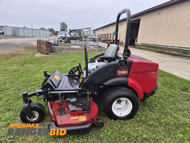 Lot 30-3203 - 2017 Toro Groundsmaster 7200 Zero Turn Commercial Lawn Mower