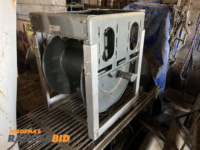 Lot 30-1146 - Heavy Duty Hose Reel
