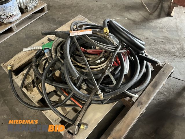 Lot 30-760 - Pallet of Fuel lines and Hydraulic lines