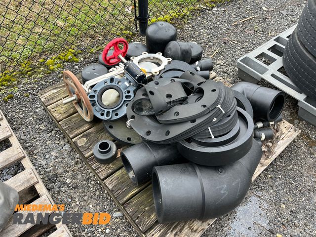 Lot 30-2589 - Pallet of Pipe fitting supplies and valves