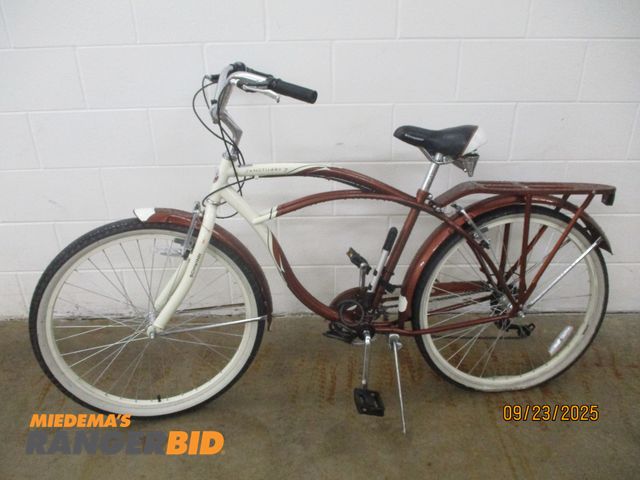 Lot 30-10669 - Schwinn Sanctuary Cruiser Bike