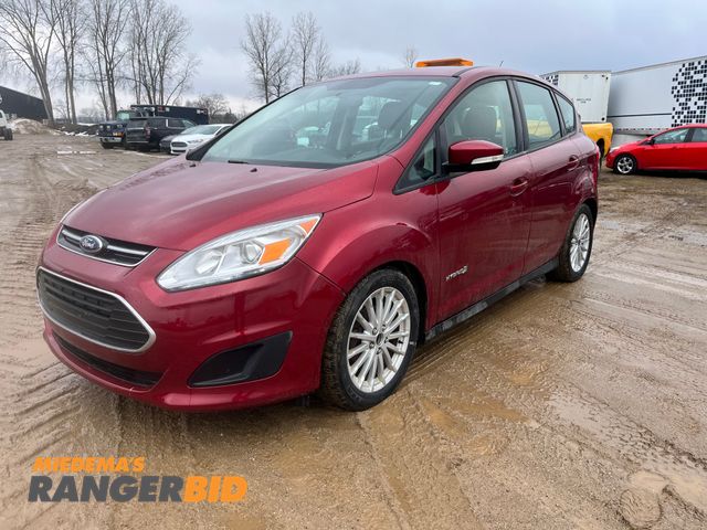 Lot 30-402 - 2017 Ford 2017 Ford C-Max Hybrid with a 2.0L L4 DOHC 16V HYBRID engine. SE Hybrid FWD