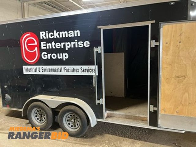 Lot 30-1010 - 2021 Interstate IFC714TA2 Enclosed Trailer Tandem axle, V-Nose, 84" x 16', wood deck, aluminum skin,...