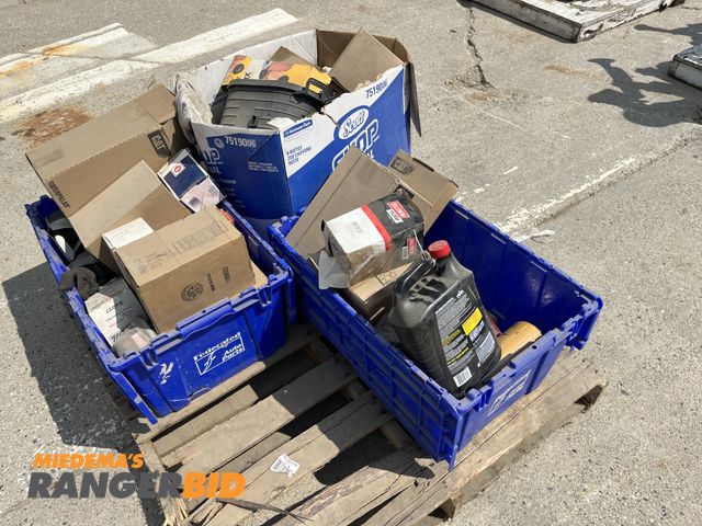 Lot 30-10561 - Lot of Miscellaneous filters and more.