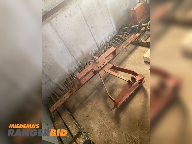 Lot 30-2003 - 3 point Landscape Rake