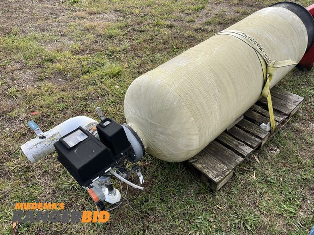 Lot 30-1985 - Water Softener Tank