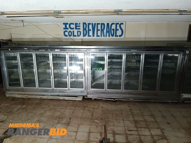 Lot 30-30-1491 - Grocery store coolers.