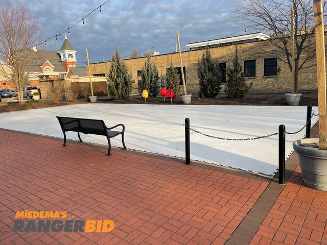 Lot 30-10301 - 61' x 32' Plastic Ice Skating Rink comes with (62) Black 4' x 8' sheets and (127) white plastic shee...