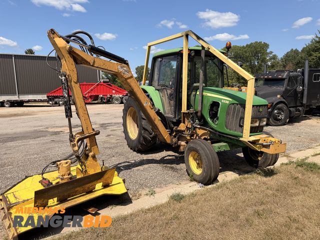 Lot 30-3743 - John Deere 6330 Tractor