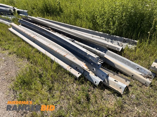 Lot 30-3983 - (10) 12' Guard Rail Sections.