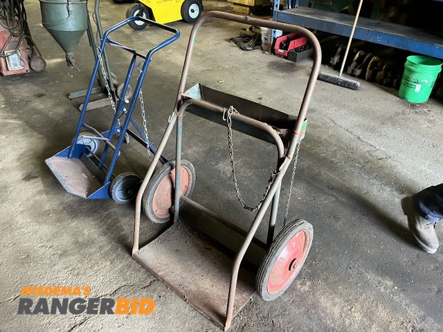 Lot 30-1027 - (2) Tank Carts