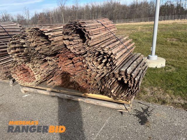 Lot 30-4904 - Pallet of snow fence, each roll is approximately 4' x 50'.