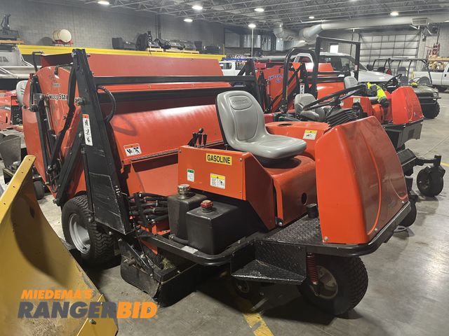 Lot 30-1920 - 2001 Smithco Sweep Star 60 Sweeper